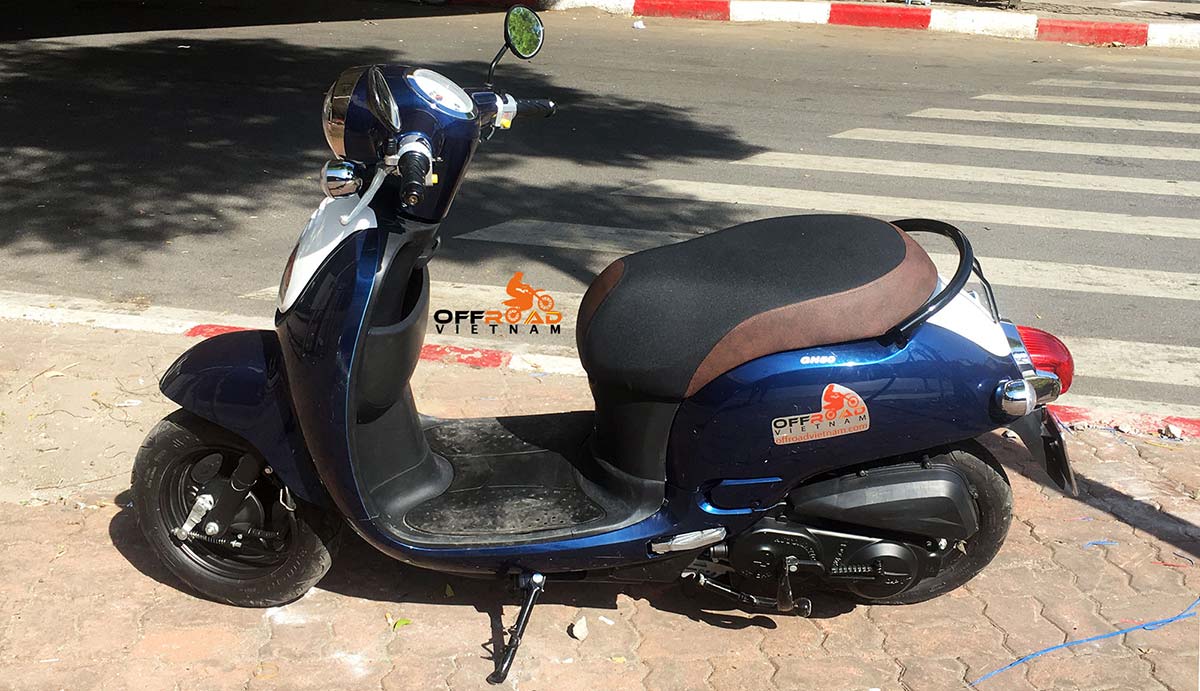 Fully automatic scooter GN-50 50cc year 2019 scooter hire in Hanoi