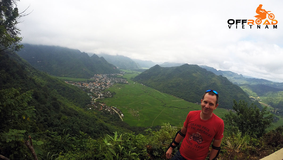 Vietnam Motorbike Hanoi Tours - Northwest Tour 8 Days. Vietnam Offroad Tours motorbike riding to Northwest Vietnam. Mai Chau dirt bike tours.